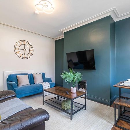 Spacious Two Bed House In Headingley Лидс Экстерьер фото