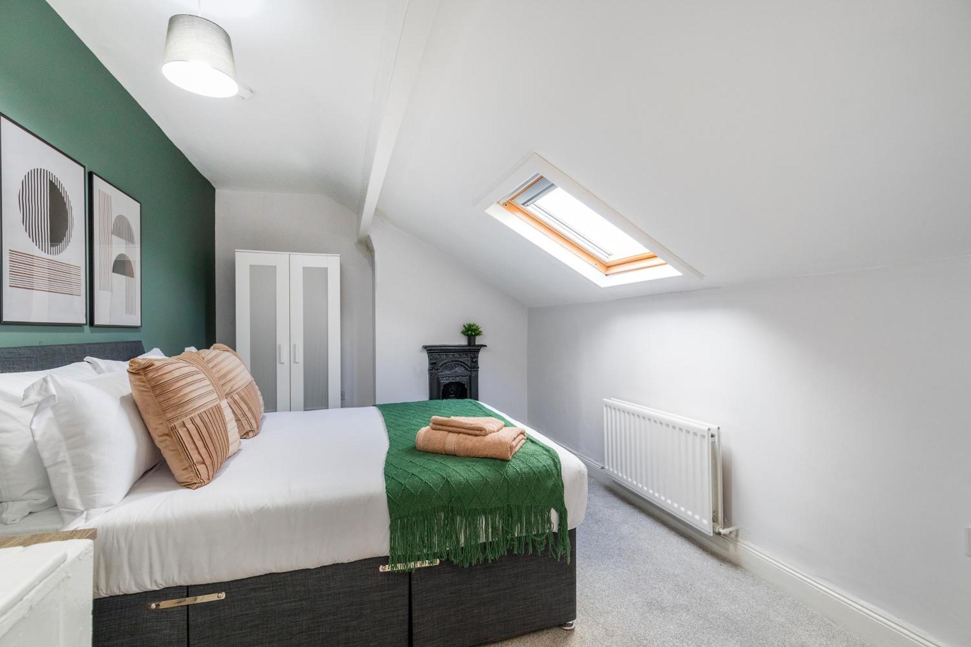 Spacious Two Bed House In Headingley Лидс Экстерьер фото